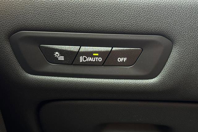 New 2026 BMW X5 sDrive40i w/ Climate Comfort Package image 32