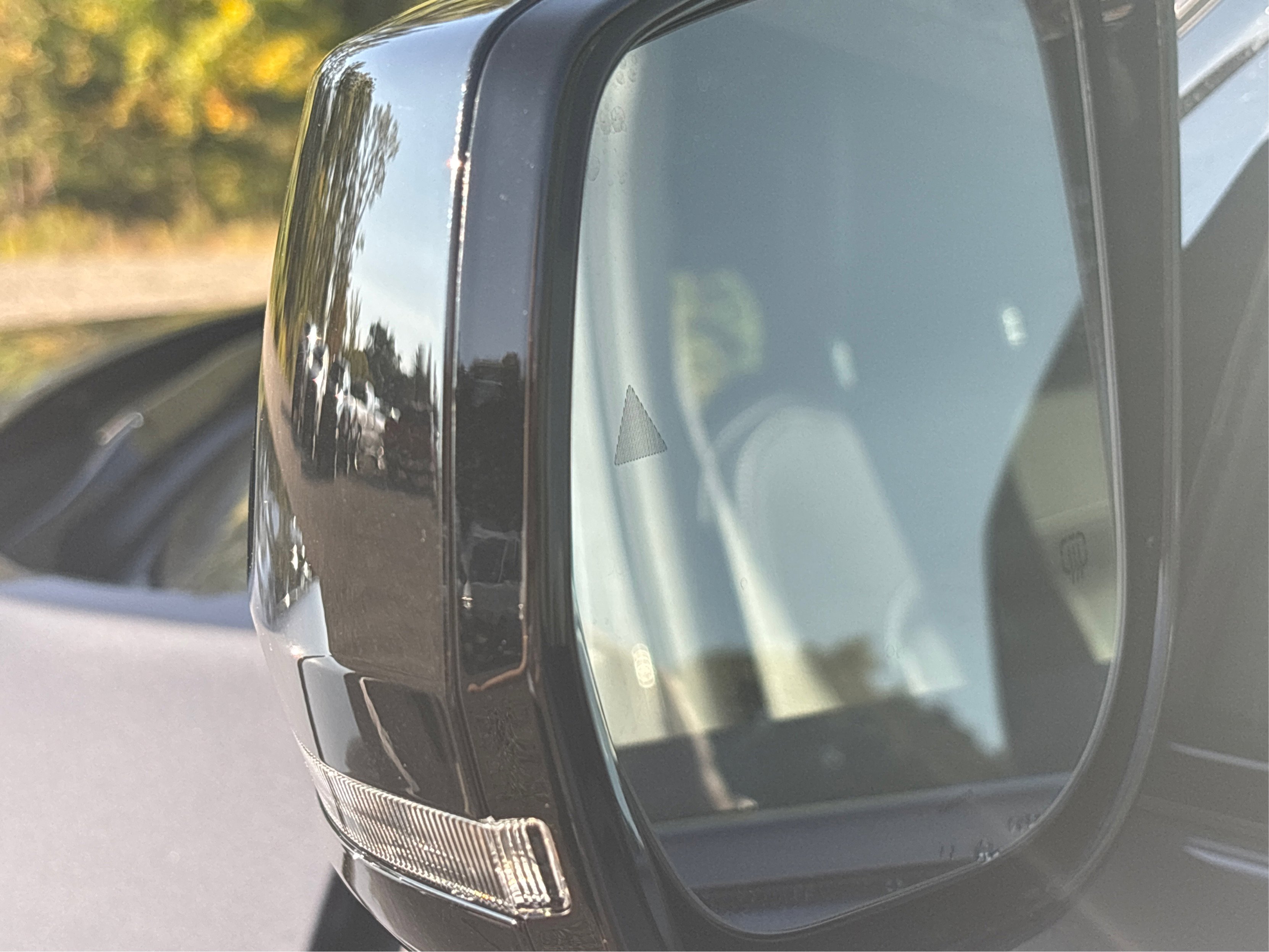 New 2025 Jeep Grand Cherokee Limited w/ Black Appearance Package image 38