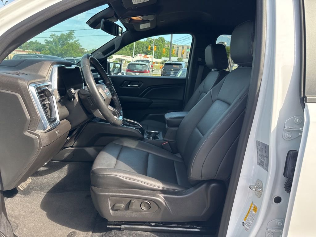 Used 2023 GMC Canyon Elevation w/ Elevation Premium Package AWD/4WD image 16