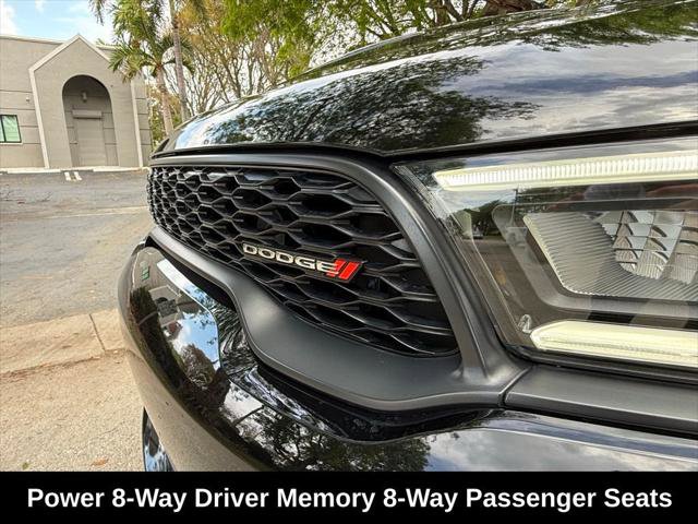 Certified 2023 Dodge Durango R/T RWD image 30