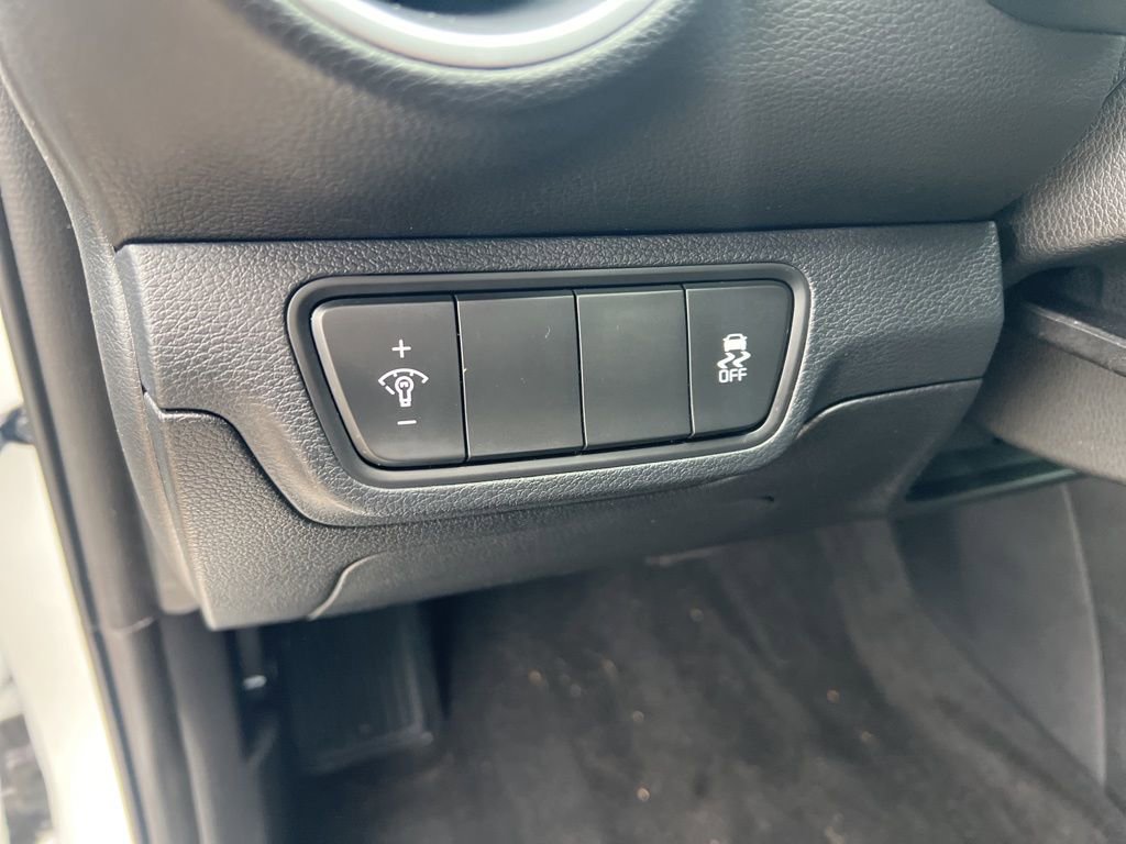 Certified 2023 Kia Forte LXS image 47