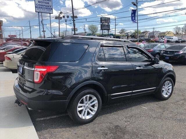 Used 2014 Ford Explorer XLT w/ Equipment Group 202A image 8