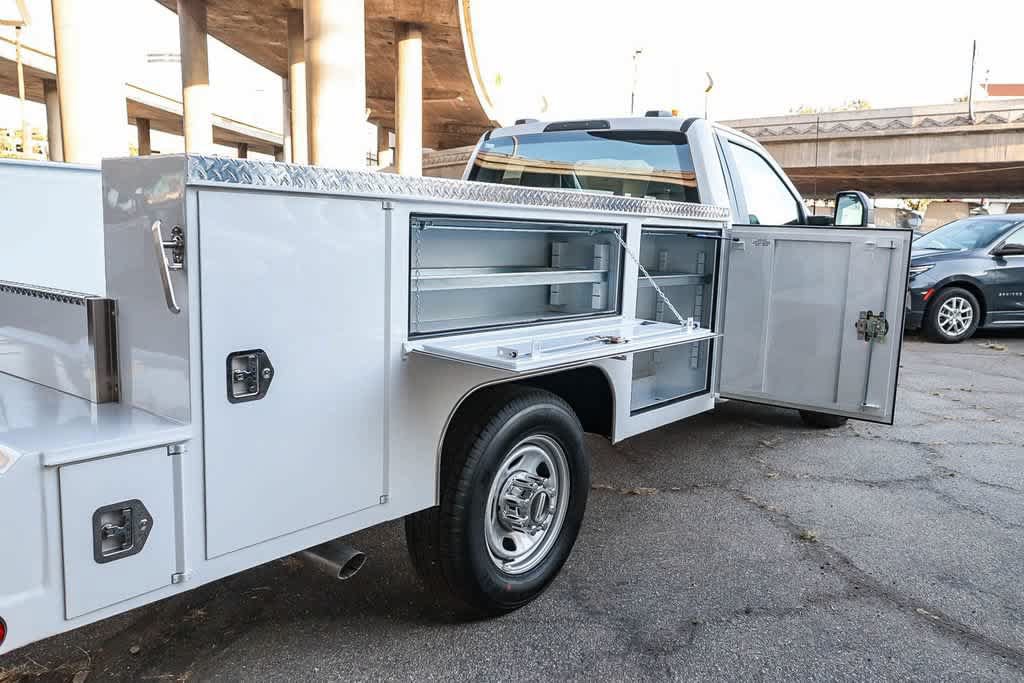 New 2026 Ford F350 XL w/ XL Chrome Package RWD image 24