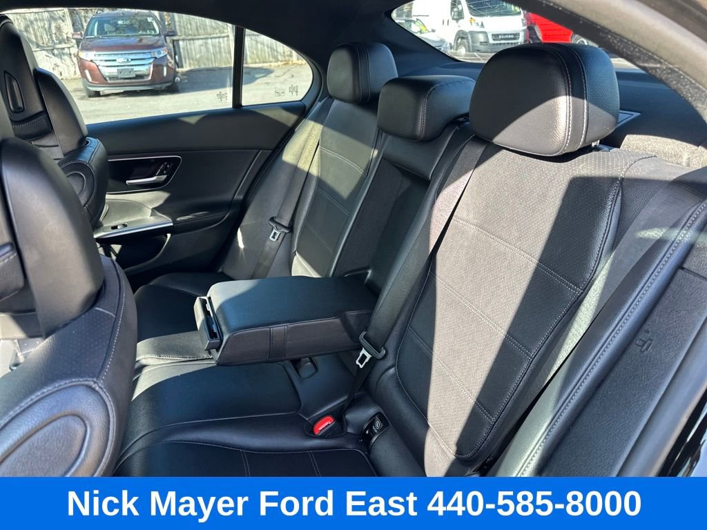 Used 2025 Mercedes-Benz C 300 4MATIC Sedan image 17