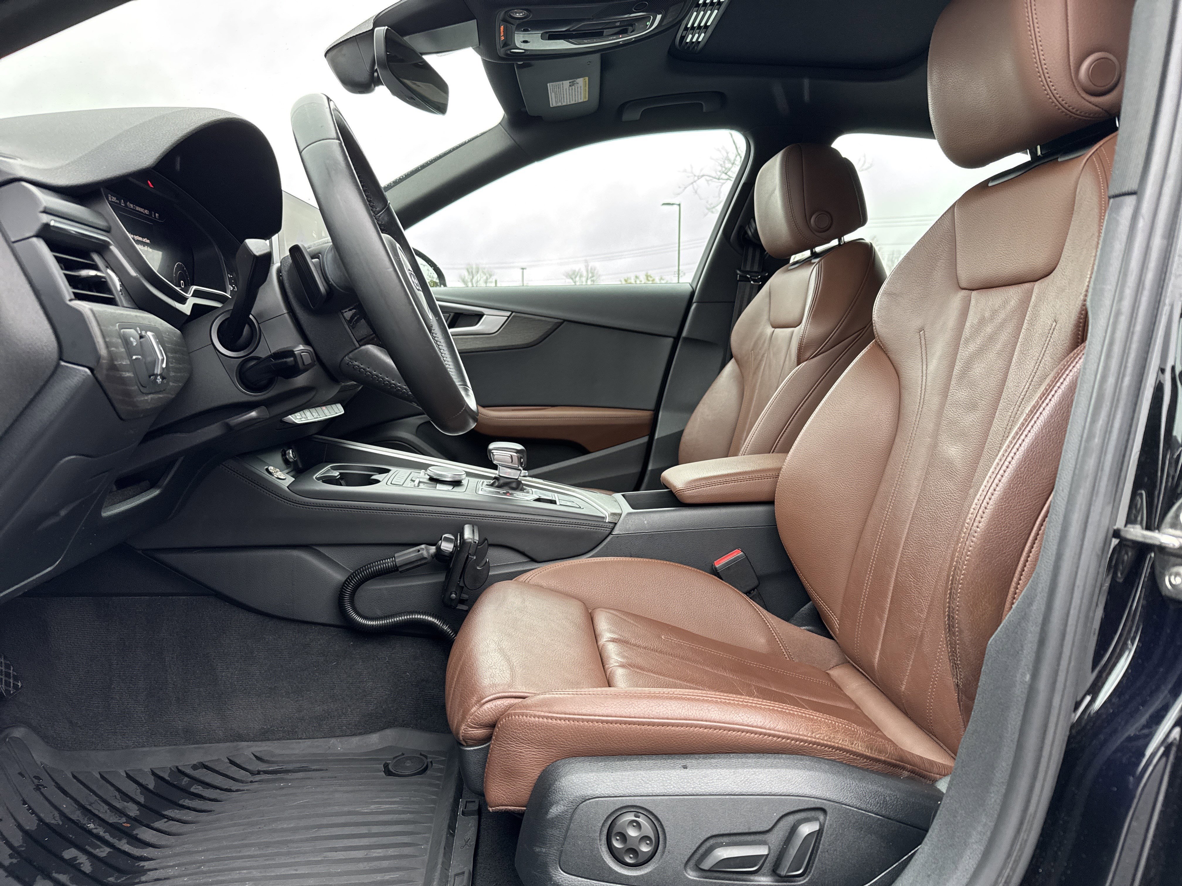 Used 2019 Audi A4 2.0T Premium Plus w/ Premium Plus Package image 16