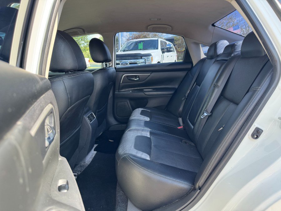 Used 2018 Nissan Altima 2.5 SL FWD image 15