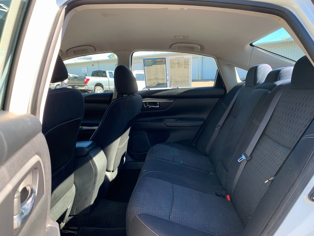 Used 2017 Nissan Altima 2.5 SV image 21