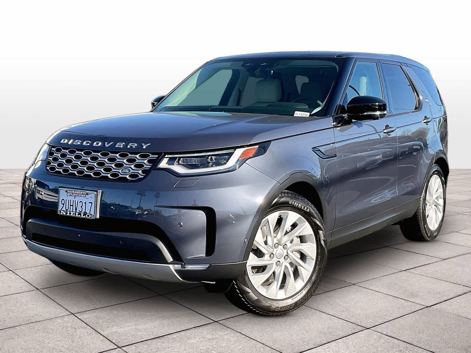 Used 2025 Land Rover Discovery S AWD/4WD image 1