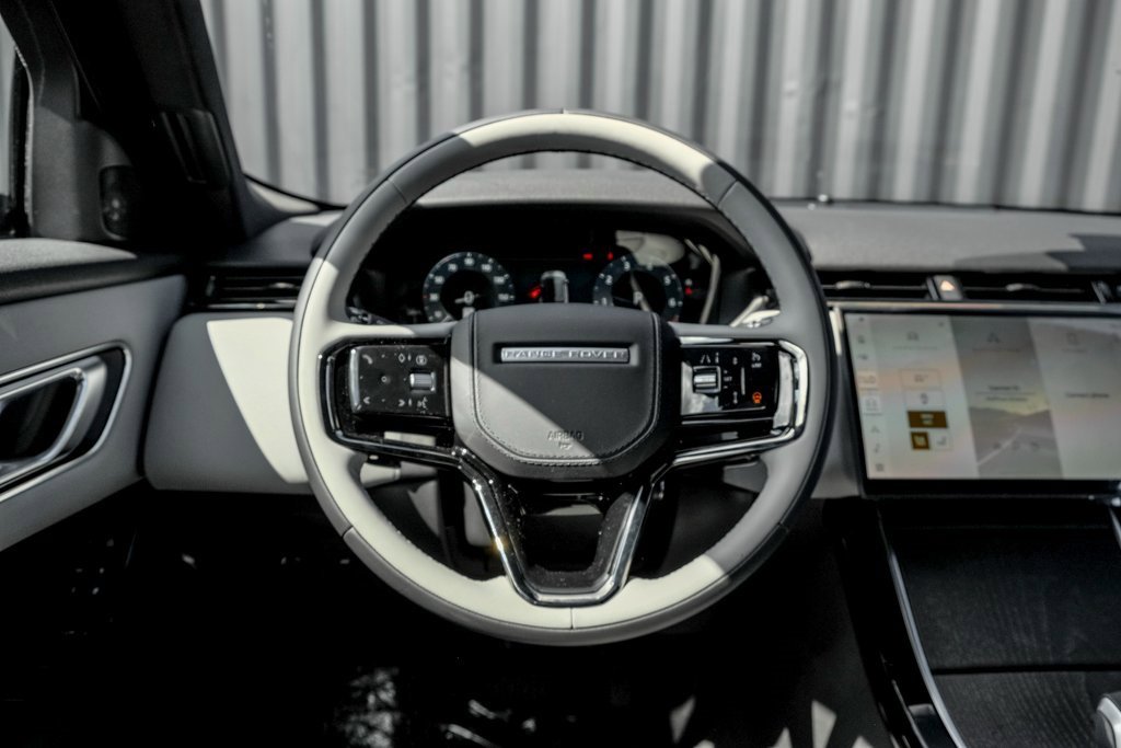 New 2026 Land Rover Range Rover Velar S image 17
