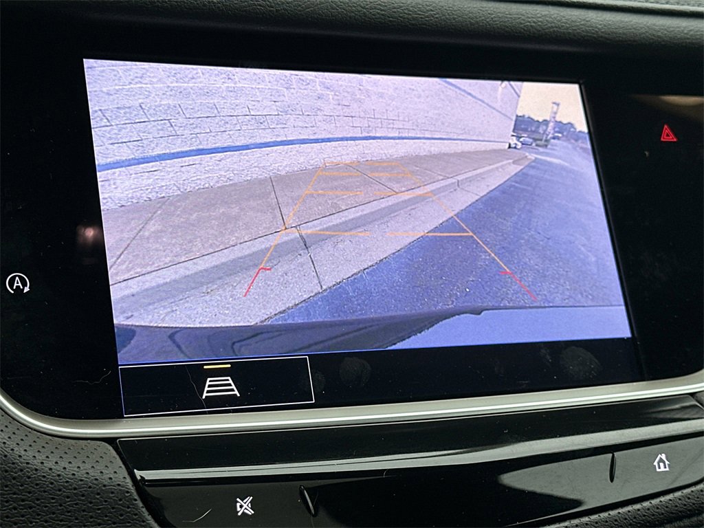 Certified 2022 Cadillac XT5 Premium Luxury w/ LPO, ONYX Package image 33