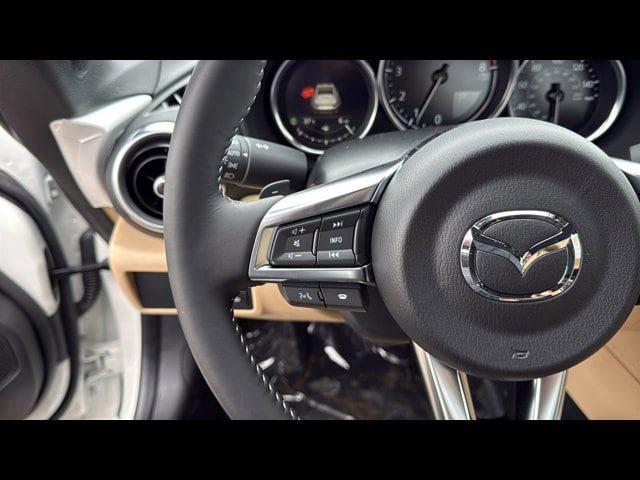 New 2025 MAZDA MX-5 Miata RF Grand Touring RWD image 9