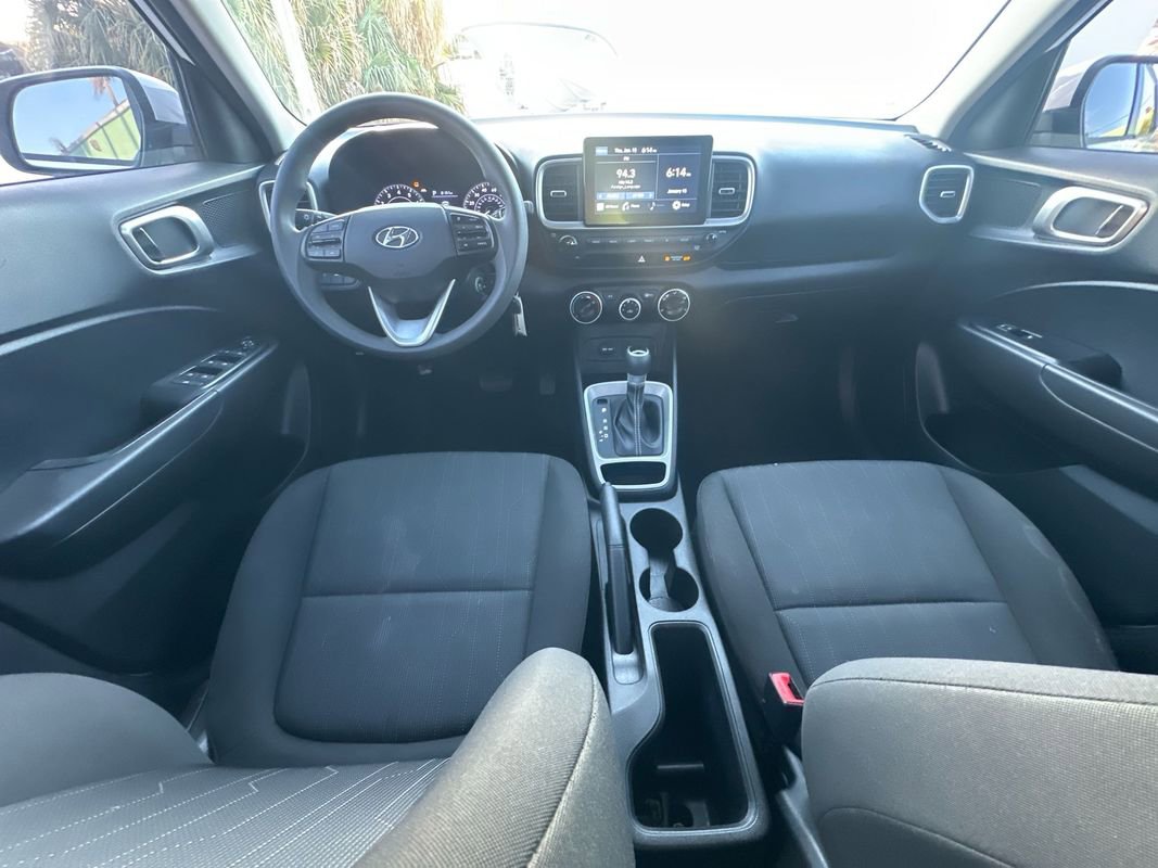 Used 2021 Hyundai Venue SE image 21