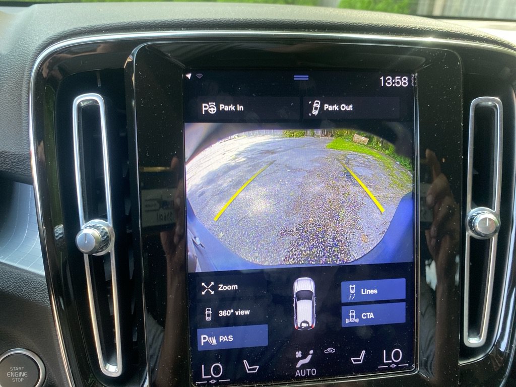 Used 2019 Volvo XC40 T5 Momentum AWD/4WD image 16