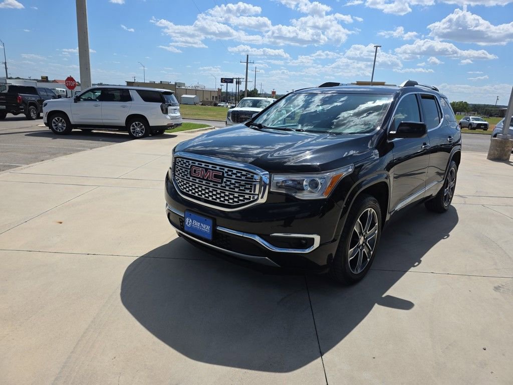 Used 2019 GMC Acadia Denali w/ Technology Package image 2