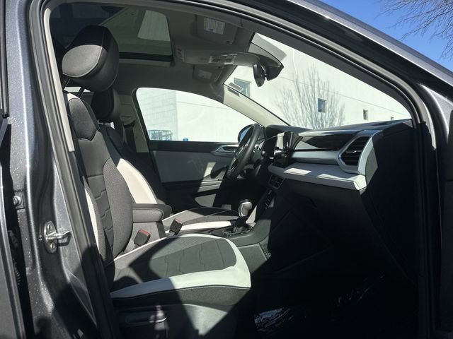New 2026 Volkswagen Taos SE image 24