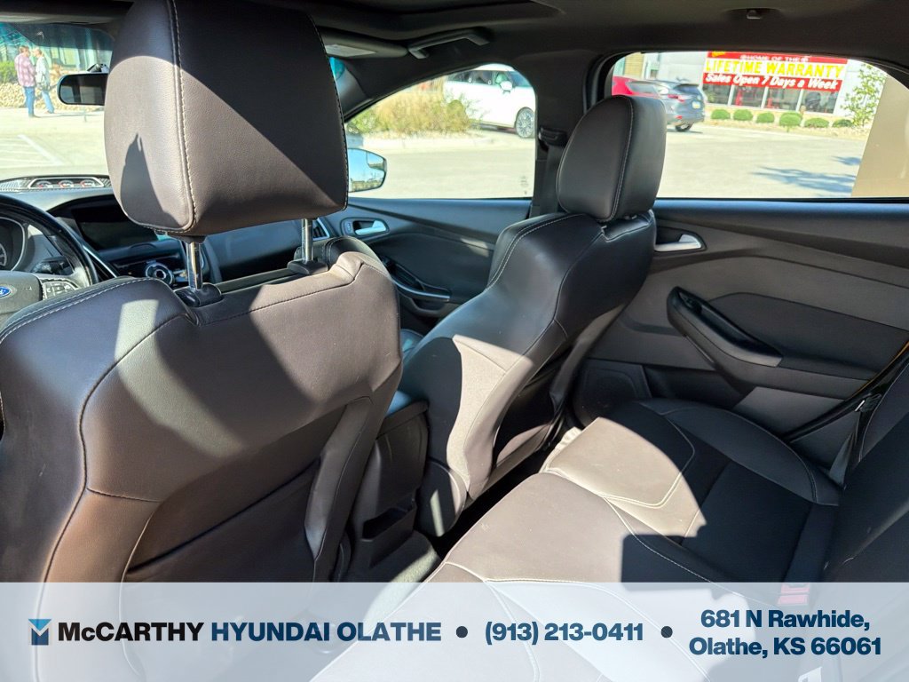 Used 2016 Ford Focus ST w/ Equipment Group 402A FWD image 13