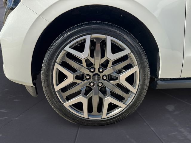 New 2026 Ford Expedition Platinum image 15