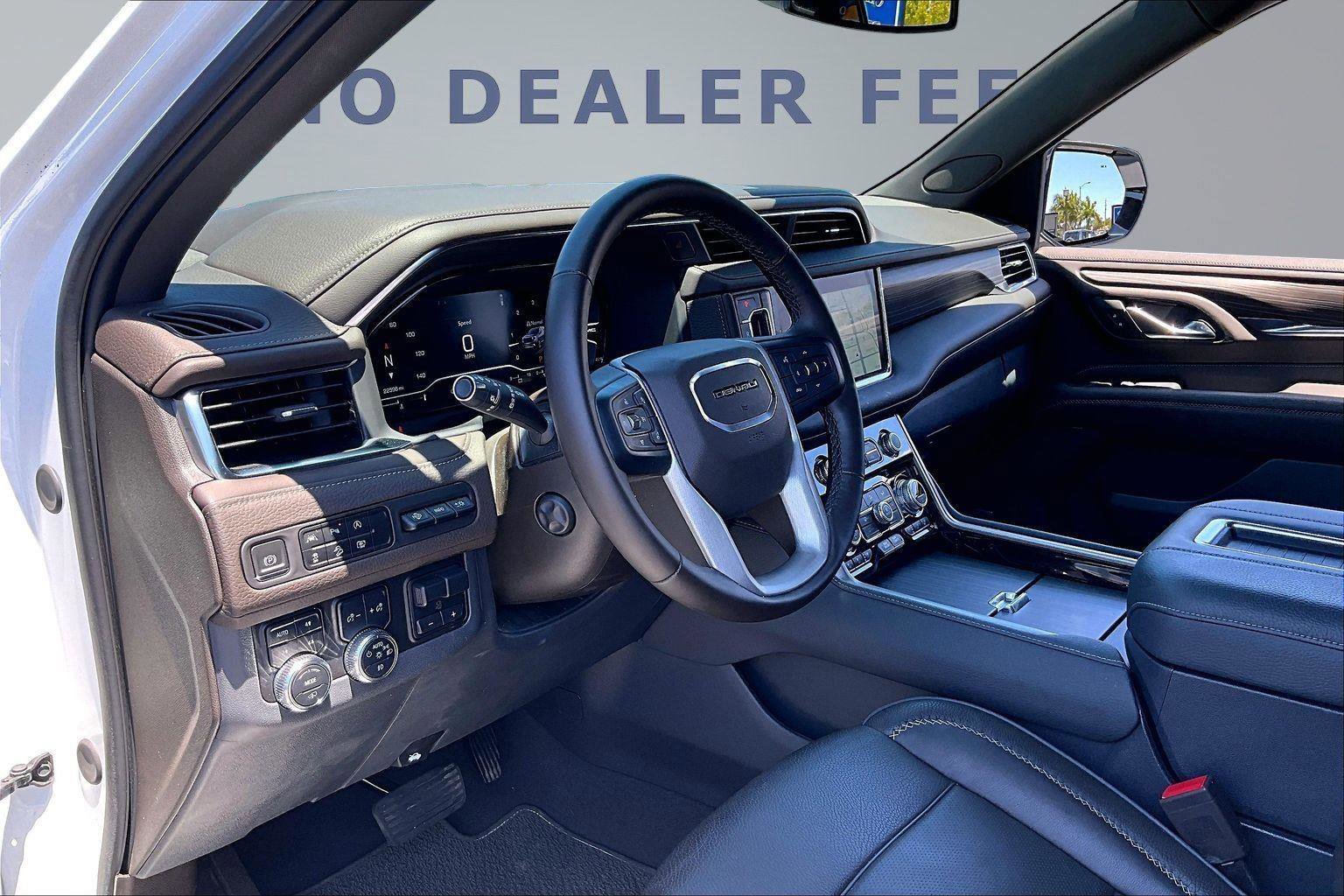 Used 2024 GMC Yukon Denali w/ Max Trailering Package AWD/4WD image 17