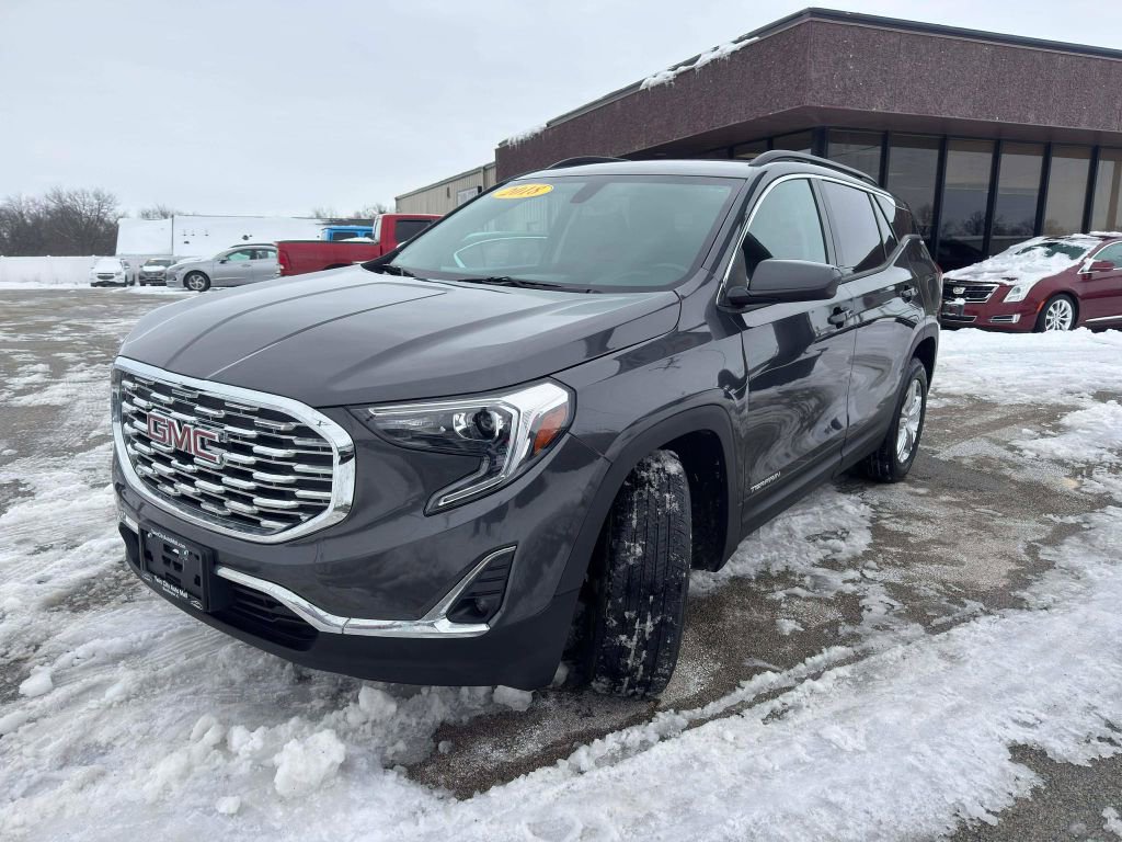 Used 2018 GMC Terrain SLE w/ Driver Convenience Package image 3
