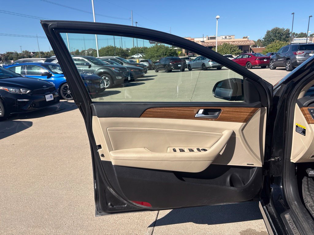 Used 2015 Hyundai Sonata Limited FWD image 9