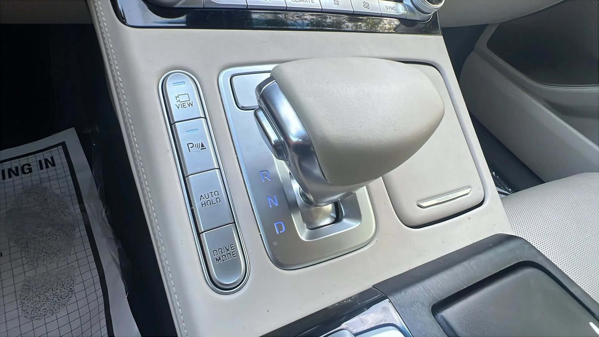 Used 2021 Genesis G90 5.0 Ultimate RWD image 17