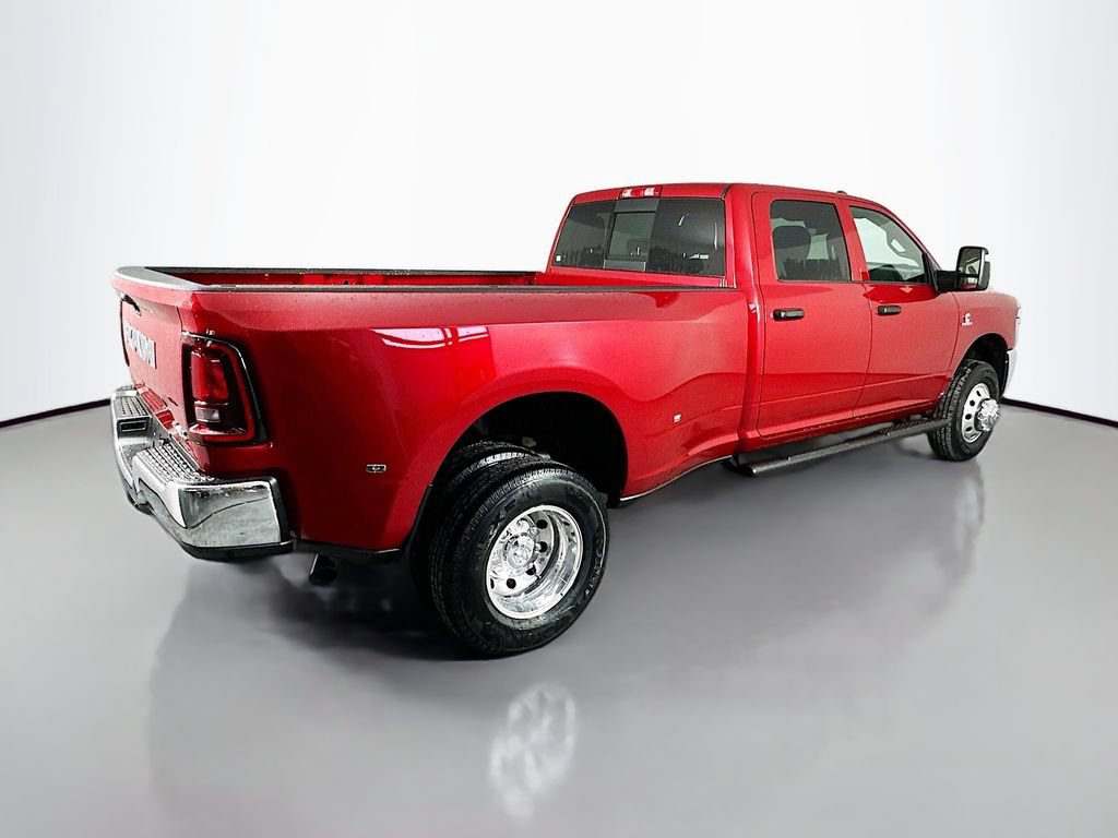 New 2026 RAM 3500 Tradesman AWD/4WD image 7