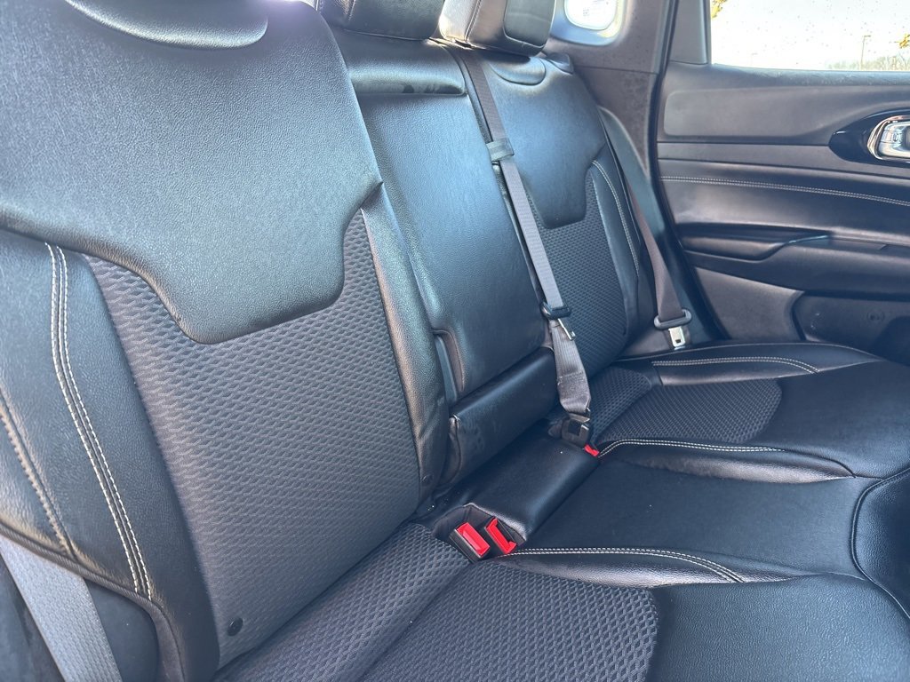 Used 2023 Jeep Compass Altitude w/ Convenience Group image 34