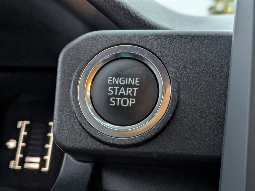 Certified 2025 Toyota 4Runner SR5 image 29