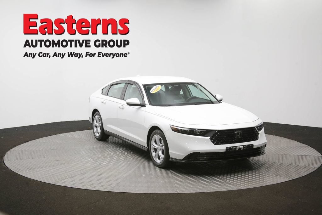 Used 2025 Honda Accord LX image 48