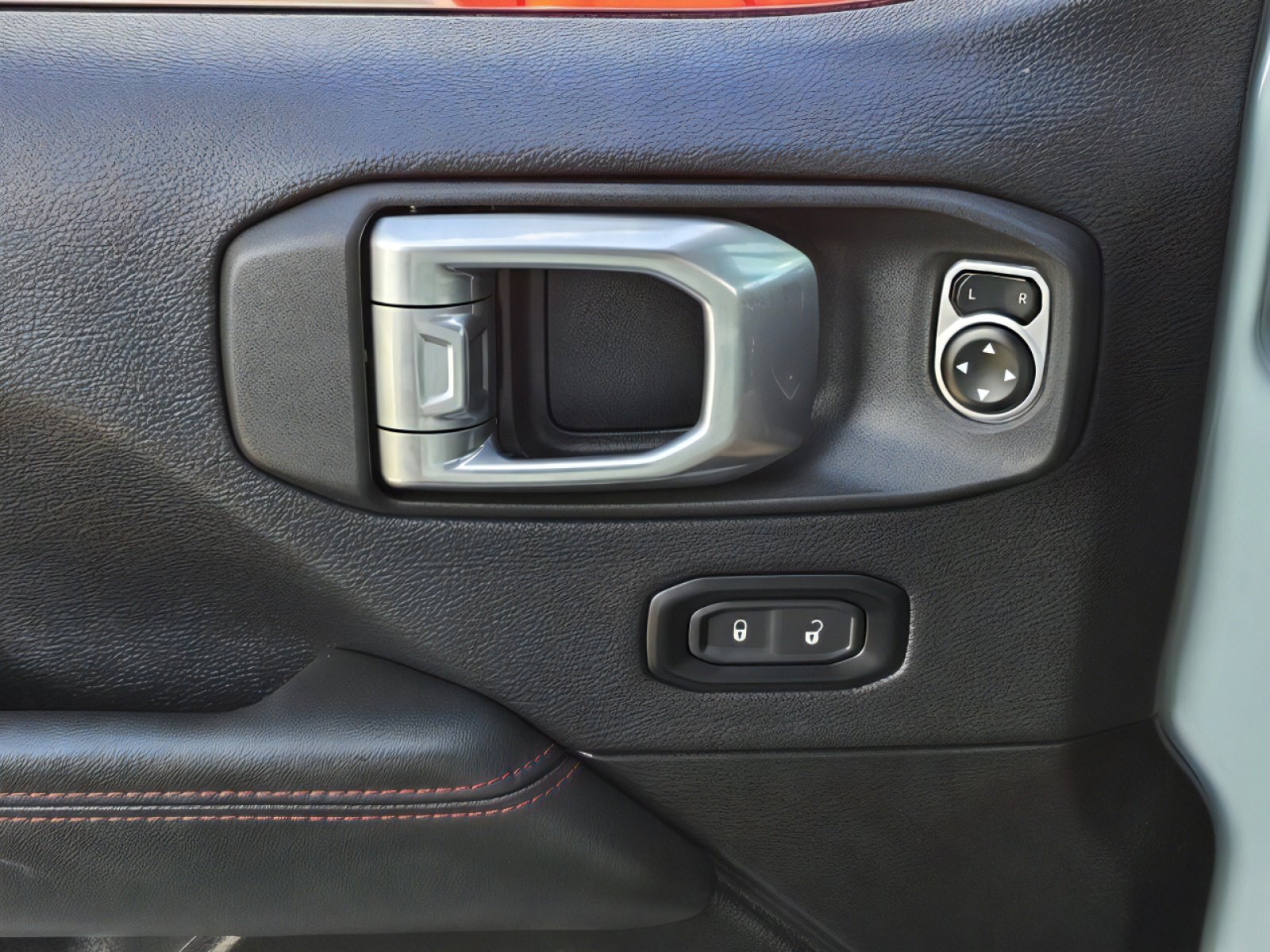 Used 2024 Jeep Wrangler Unlimited Rubicon 392 image 13