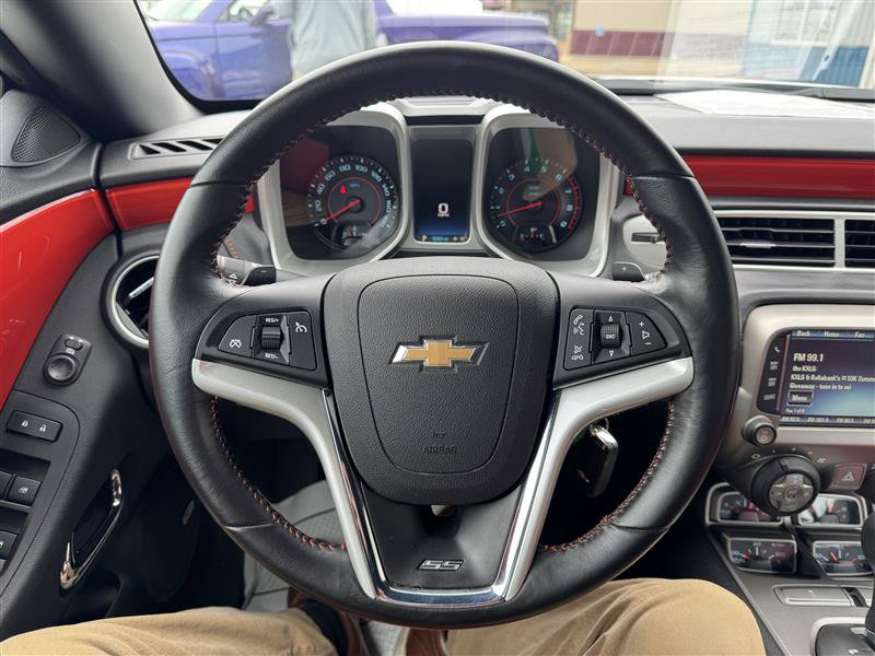 Used 2015 Chevrolet Camaro SS w/ RS Package RWD image 18