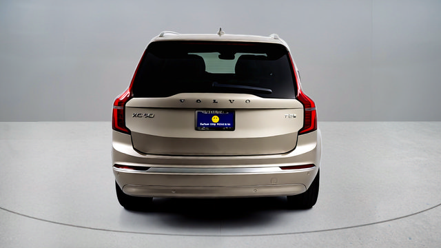 New 2026 Volvo XC90 T8 Plus w/ Protection Package Premier AWD/4WD image 6