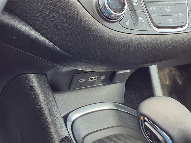Used 2024 Chevrolet Malibu LT w/ Sport Edition image 13