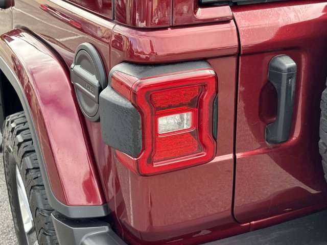 Used 2021 Jeep Wrangler Unlimited Sahara AWD/4WD image 11