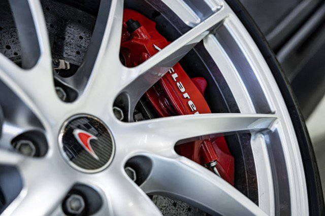 Used 2018 McLaren 720S Performance image 40