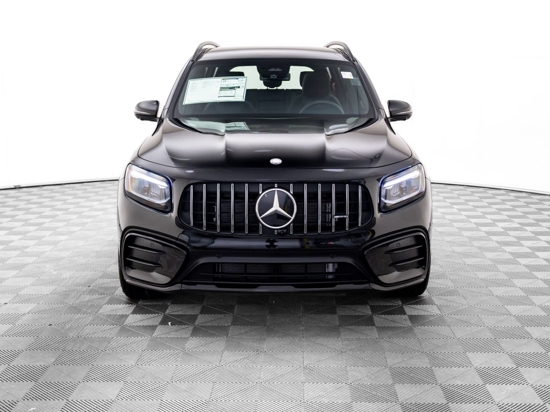 New 2026 Mercedes-Benz GLB 35 AMG 4MATIC image 9