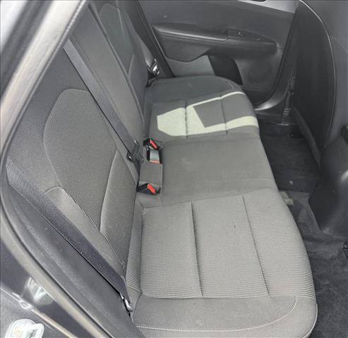 Used 2021 Kia Forte LXS FWD image 17