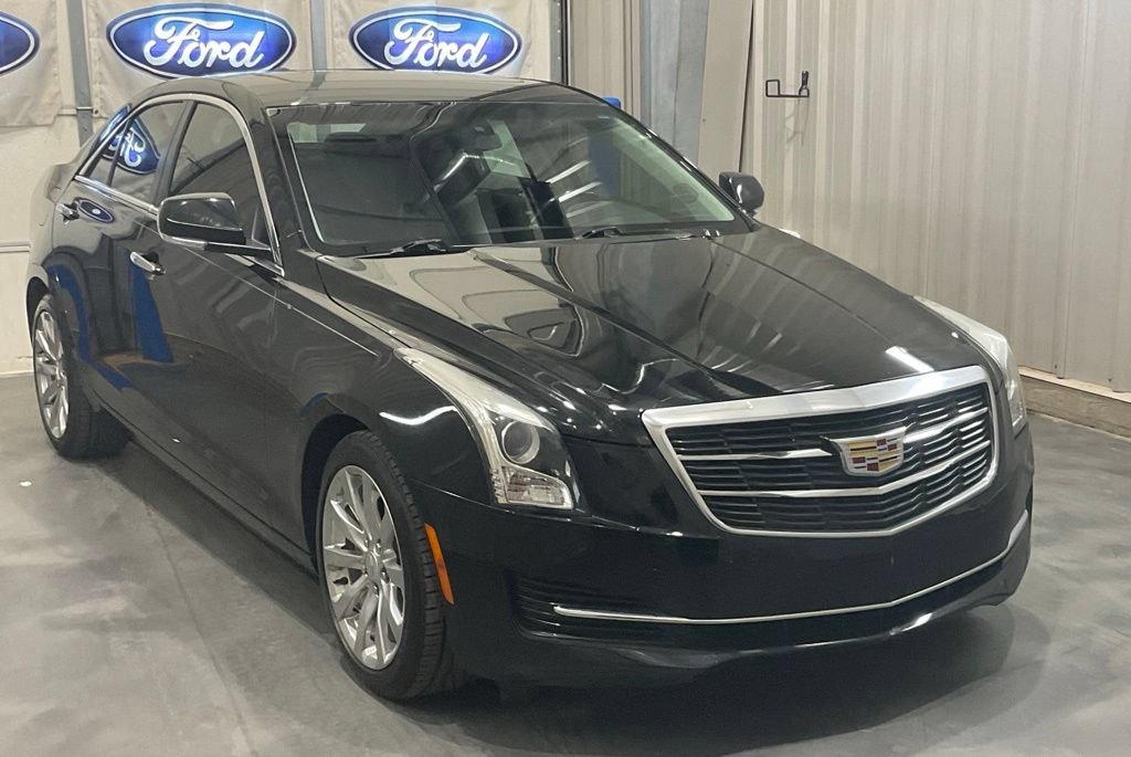 Used 2018 Cadillac ATS Luxury RWD image 2