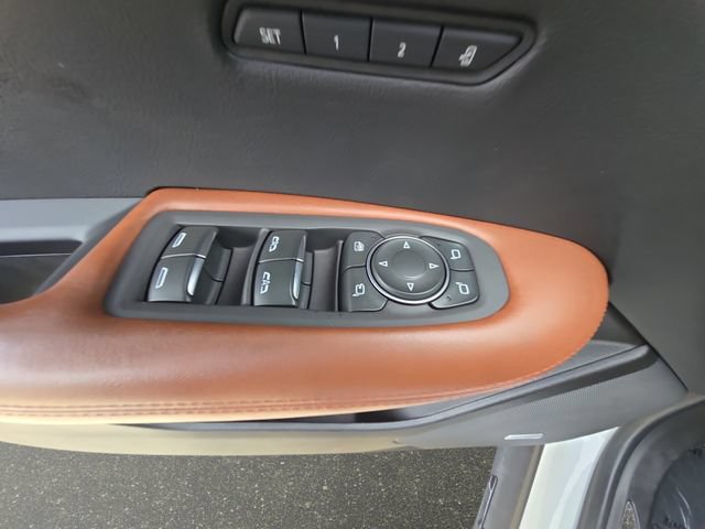 Used 2020 Cadillac XT5 Premium Luxury FWD image 30