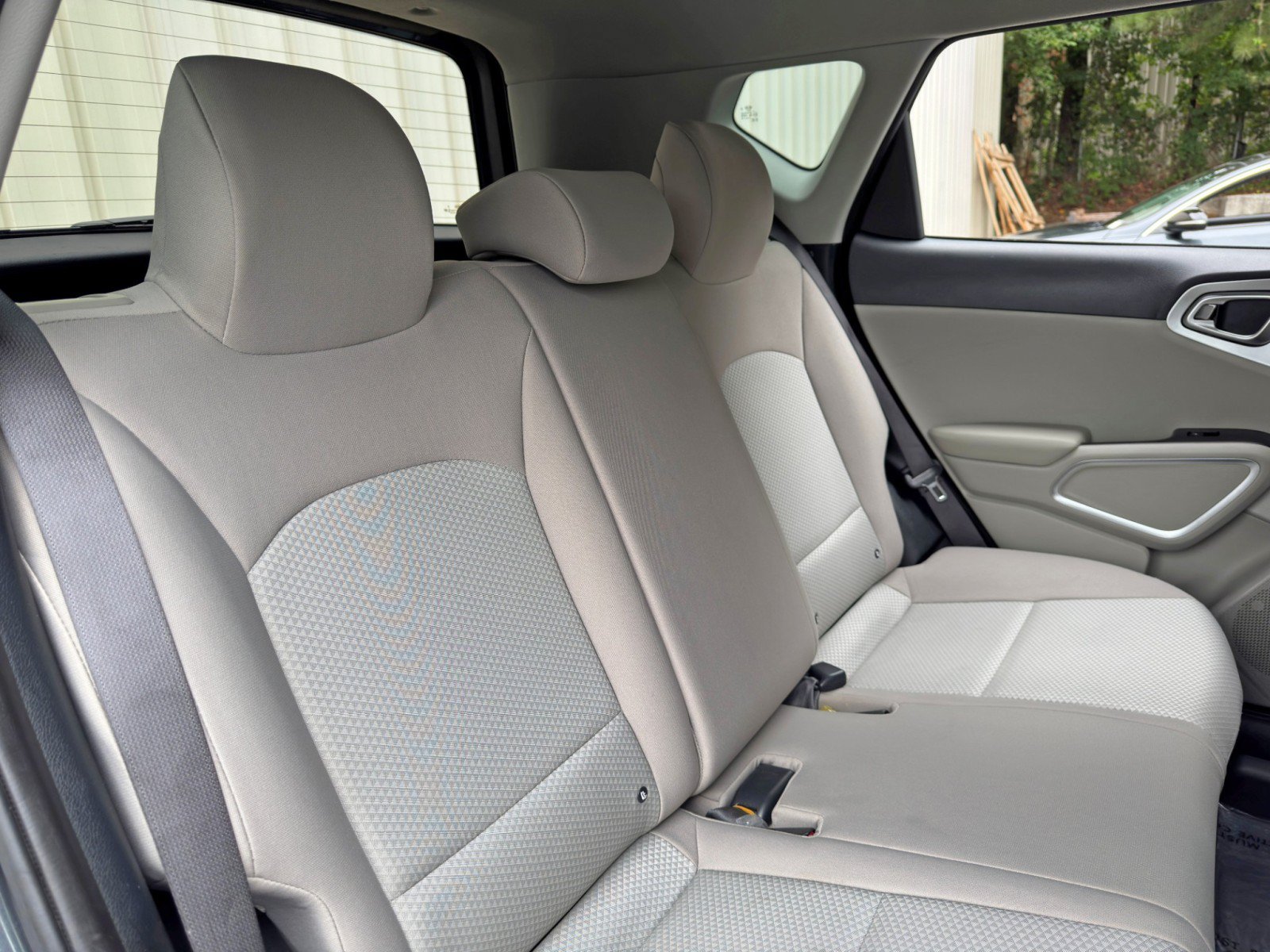 Used 2020 Kia Soul LX FWD image 30