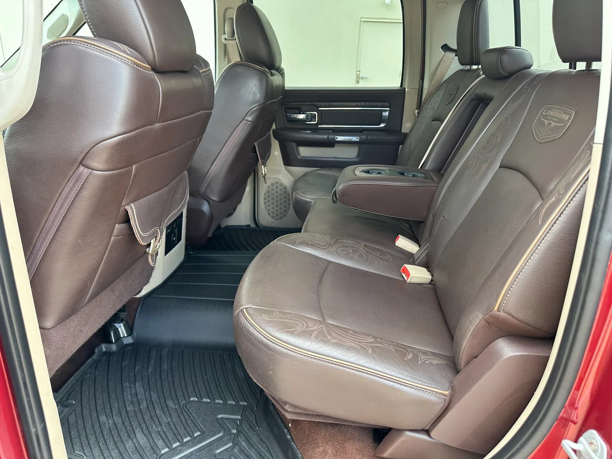Used 2015 RAM 3500 Laramie Longhorn AWD/4WD image 23
