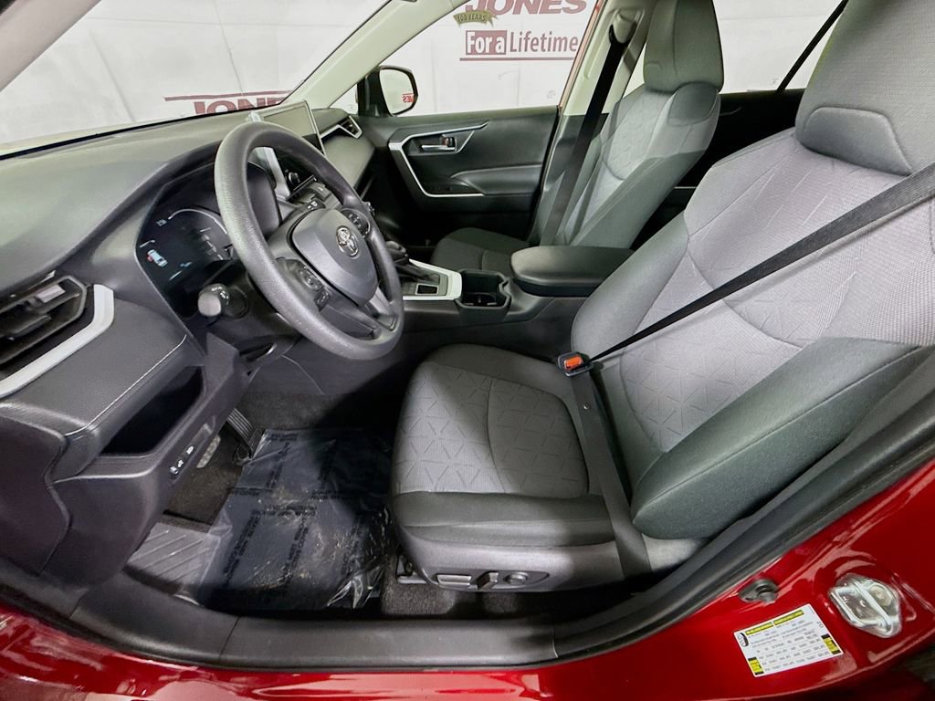 Certified 2025 Toyota RAV4 XLE image 24