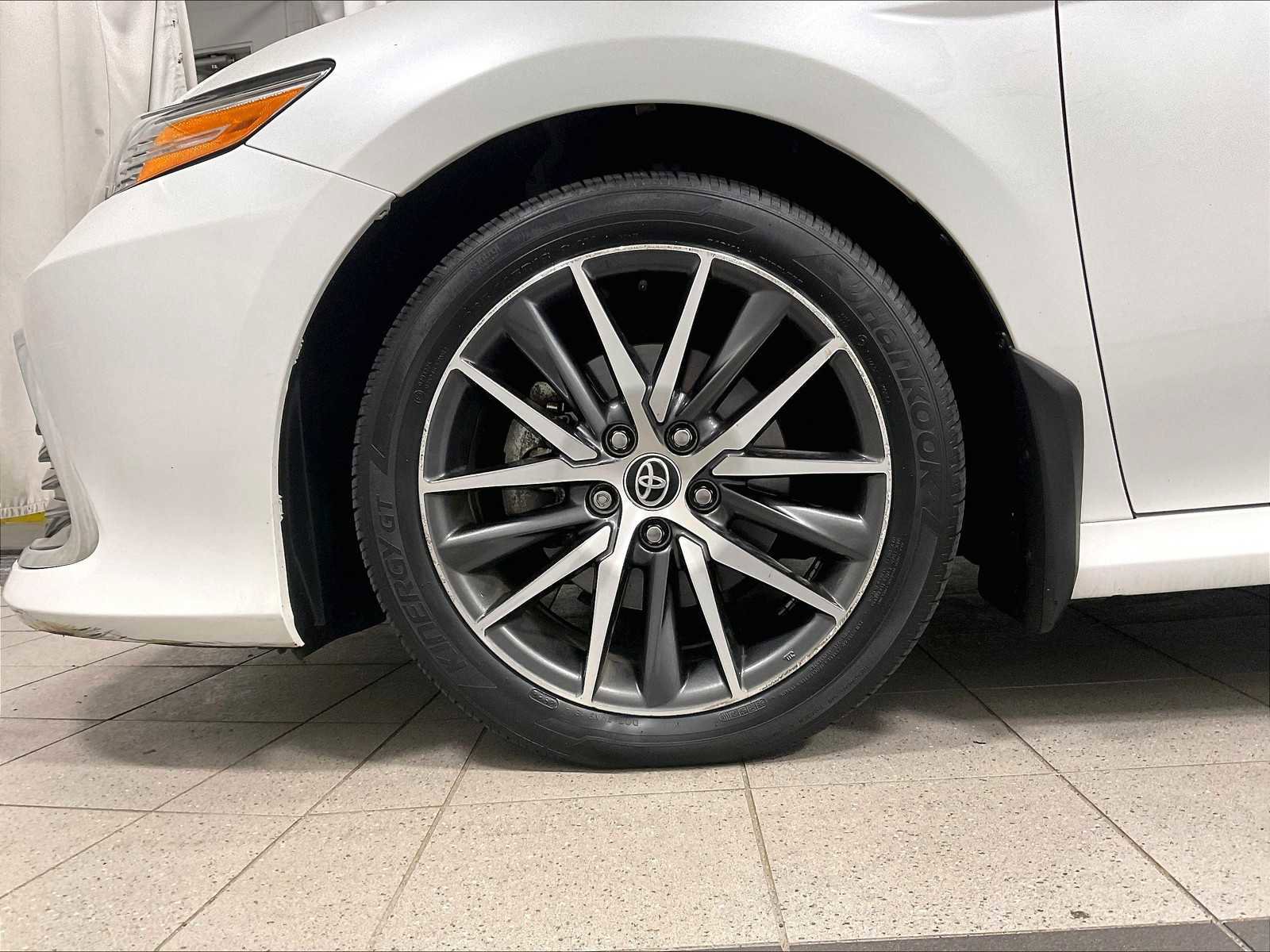 Used 2023 Toyota Camry XLE image 7