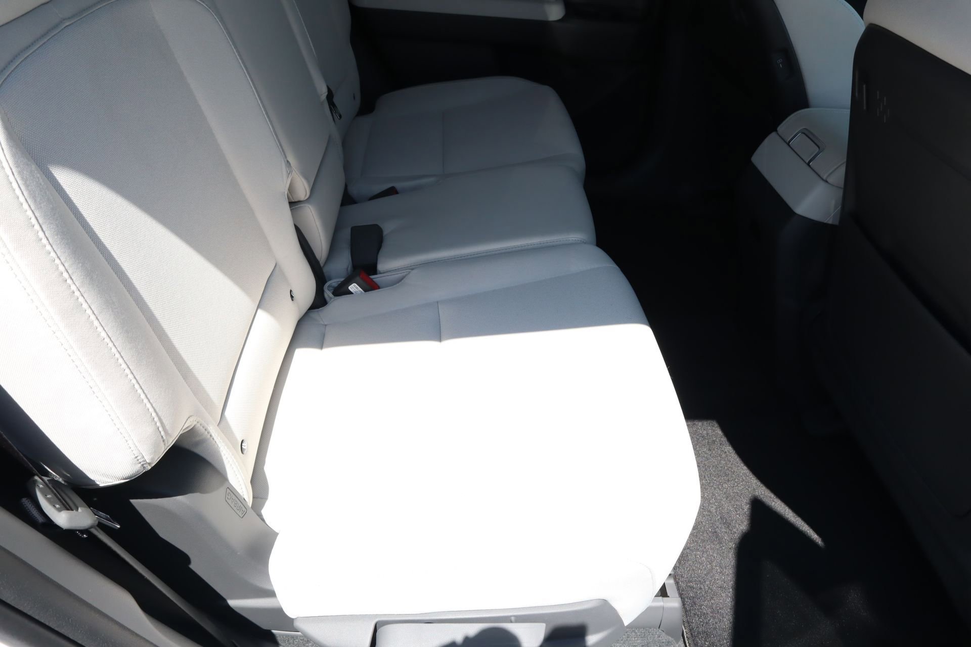 New 2026 Hyundai Santa Fe SE image 18