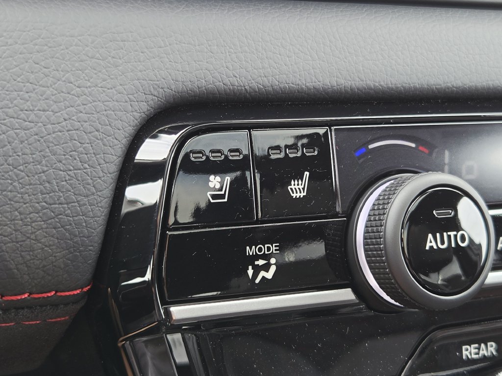 New 2026 Honda Pilot Black Edition image 16
