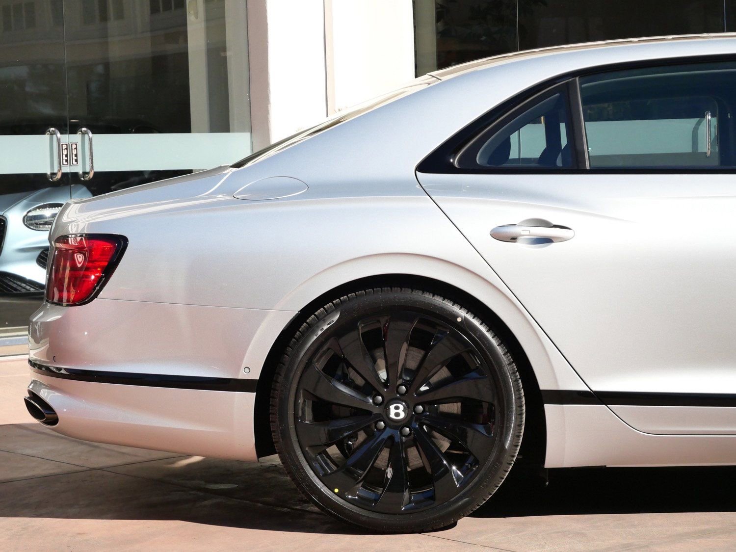 New 2026 Bentley Flying Spur Plug-In Hybrid AWD/4WD image 9