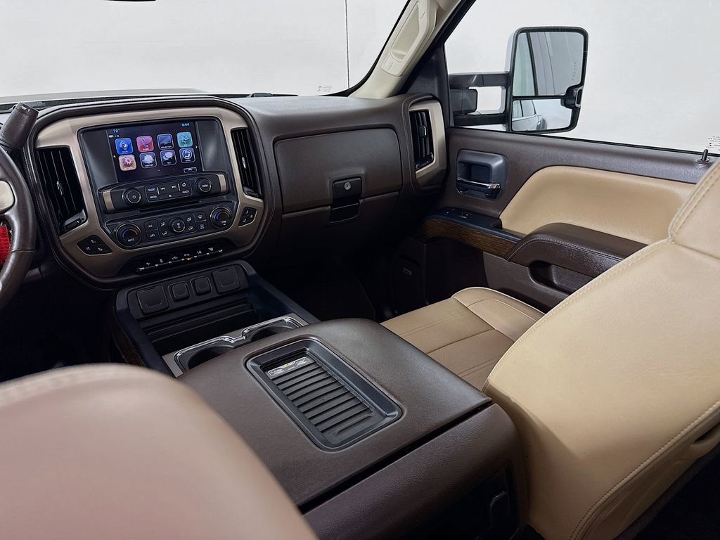 Used 2017 GMC Sierra 3500 Denali w/ Duramax Plus Package AWD/4WD image 26