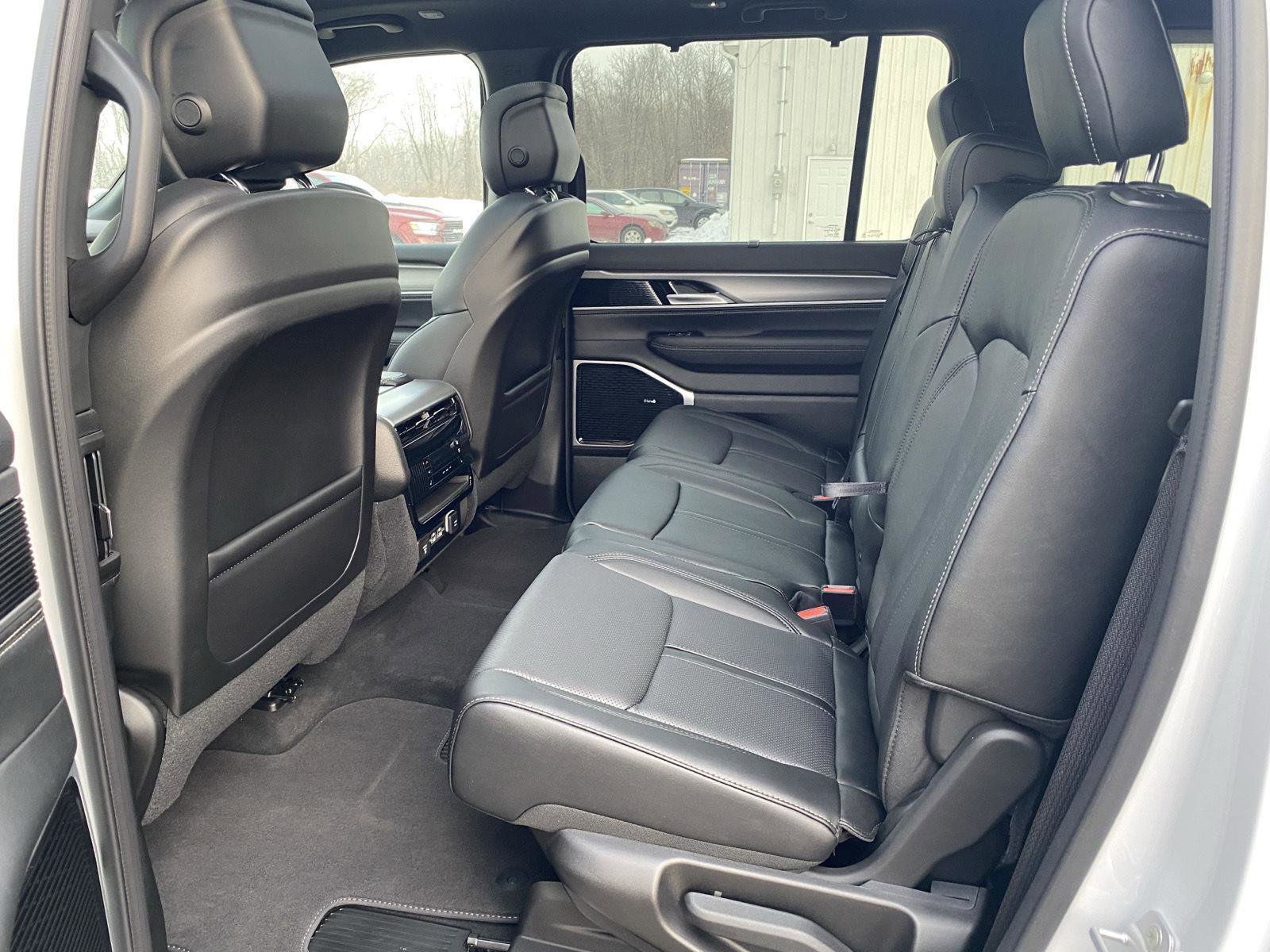 New 2026 Jeep Grand Wagoneer L Limited image 29