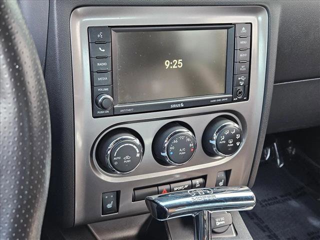Used 2014 Dodge Challenger R/T image 12