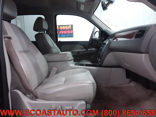 Used 2007 GMC Yukon SLT w/ SLT Preferred Equipment Group AWD/4WD image 14